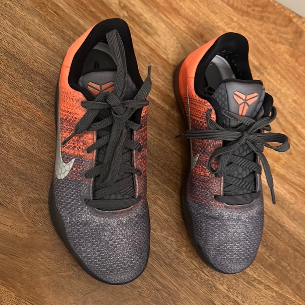 Nike Kobe 11 Elite "Easter" Low GS Boy's Sneakers Size 6Y Gray Bright Mango